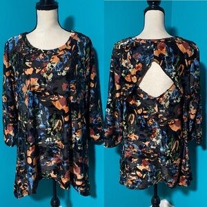 Attitudes by Renee XL Multicolor Abstract Floral Burn Out Velvet Open Back Tunic